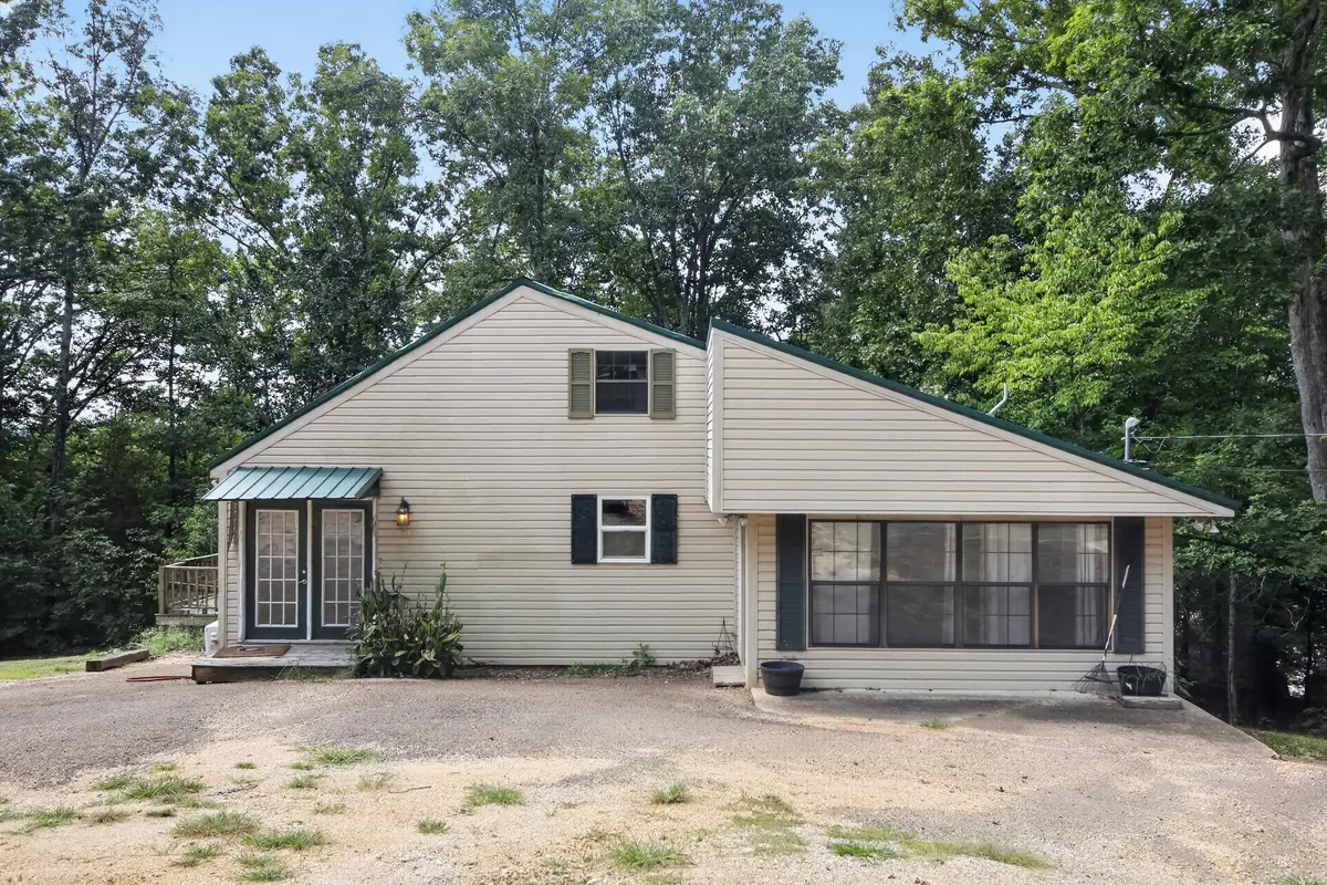 187 Sweetbrier Dr, Decaturville, TN 38329 - #1