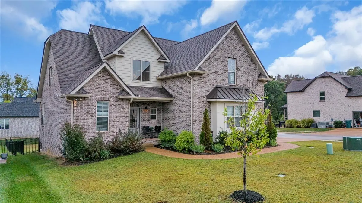 401 Hunter Bryce Ln, Lebanon, TN 37087 - #1