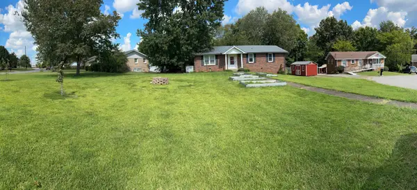1586 Blackberry Pl, Clarksville, TN 37042