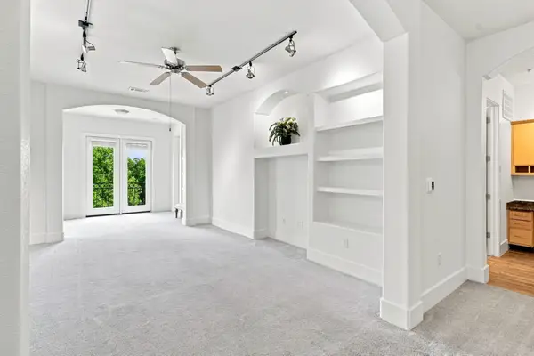 2600 Hillsboro Pike #327, Nashville, TN 37212