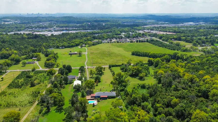 681 Brick Church Ln, Whites Creek, TN 37189 - #3