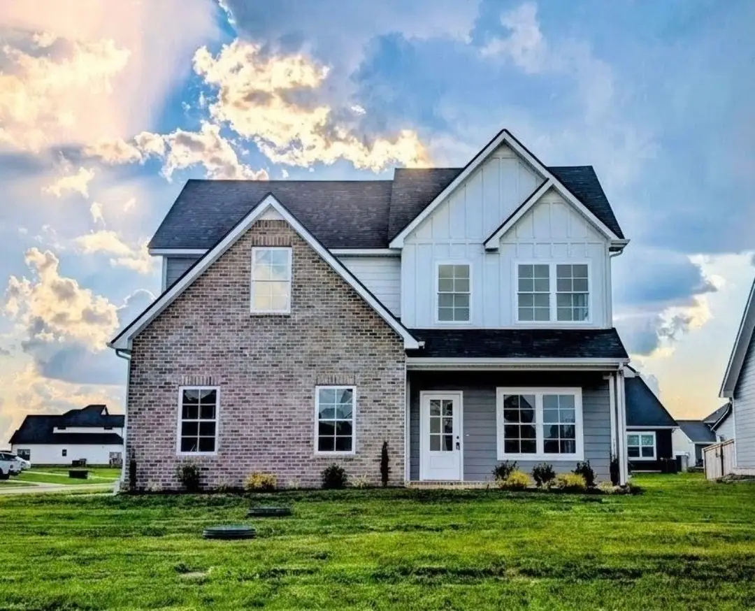 3304 Stonehorn Dr, Bell Buckle, TN 37020 - #1
