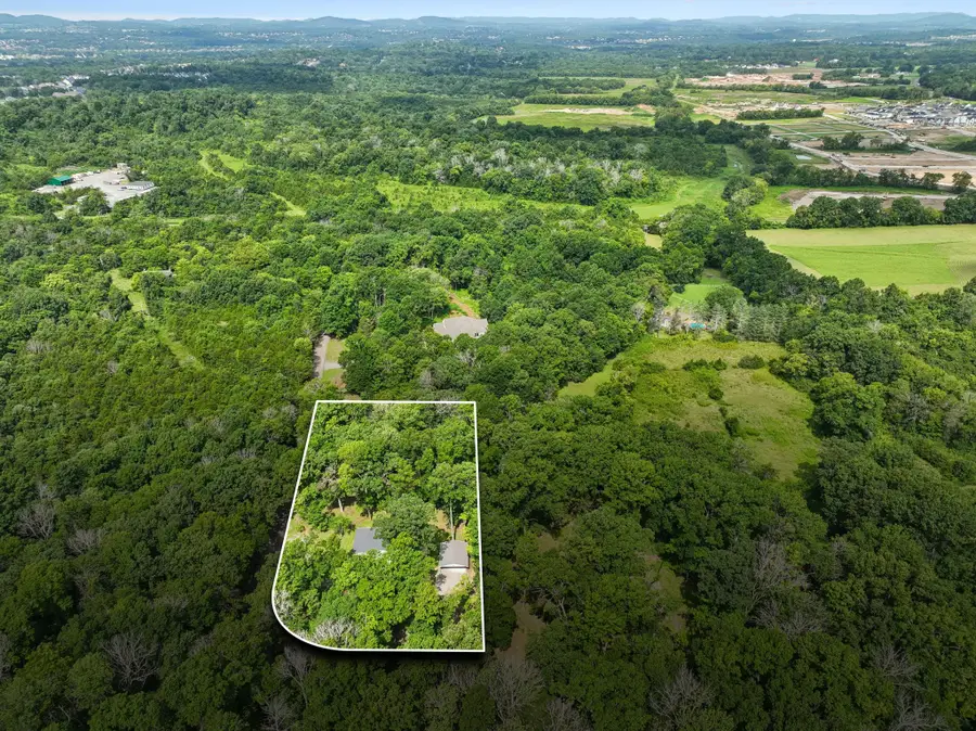 2505 Fly Ln, Nolensville, TN 37135 - #2