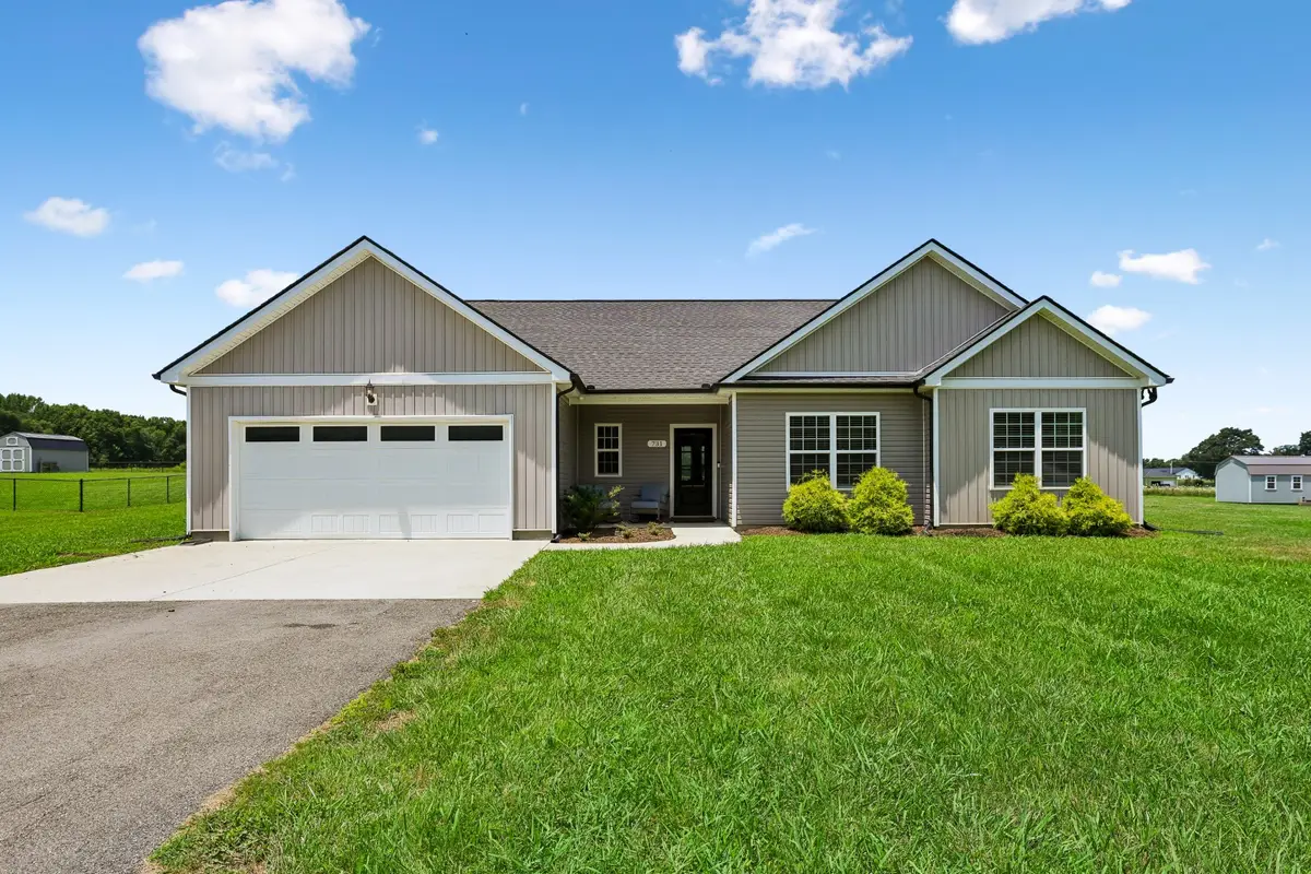731 N Main St, Morrison, TN 37357 - #1