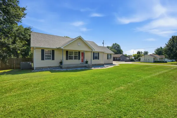 2095 Bolden Dr, Murfreesboro, TN 37127