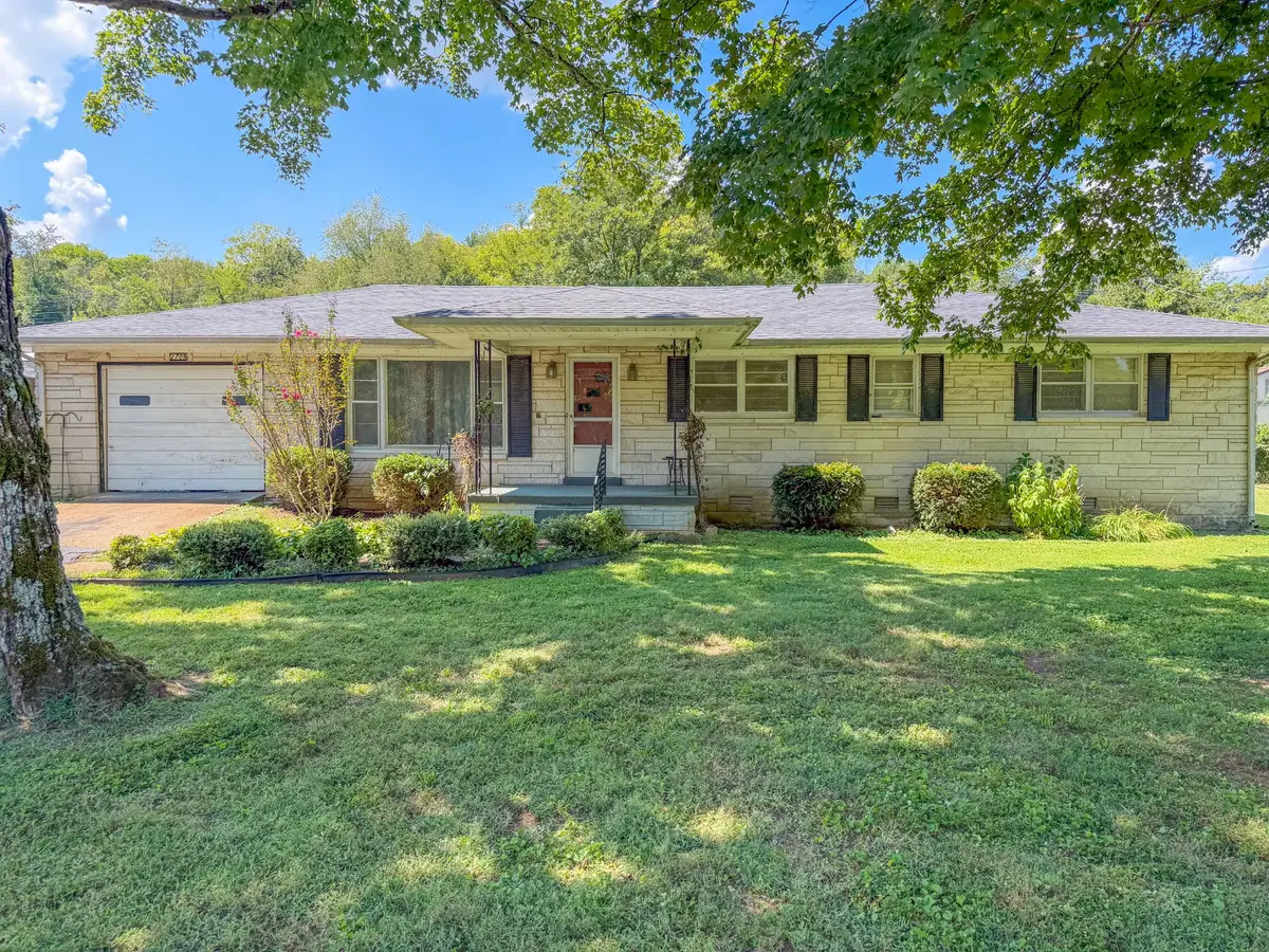 2709 Columbia Hwy, Pulaski, TN 38478 - #1