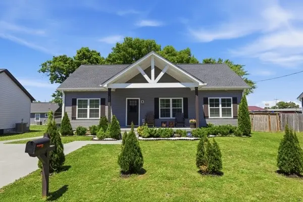 208 15th Ave E, Springfield, TN 37172