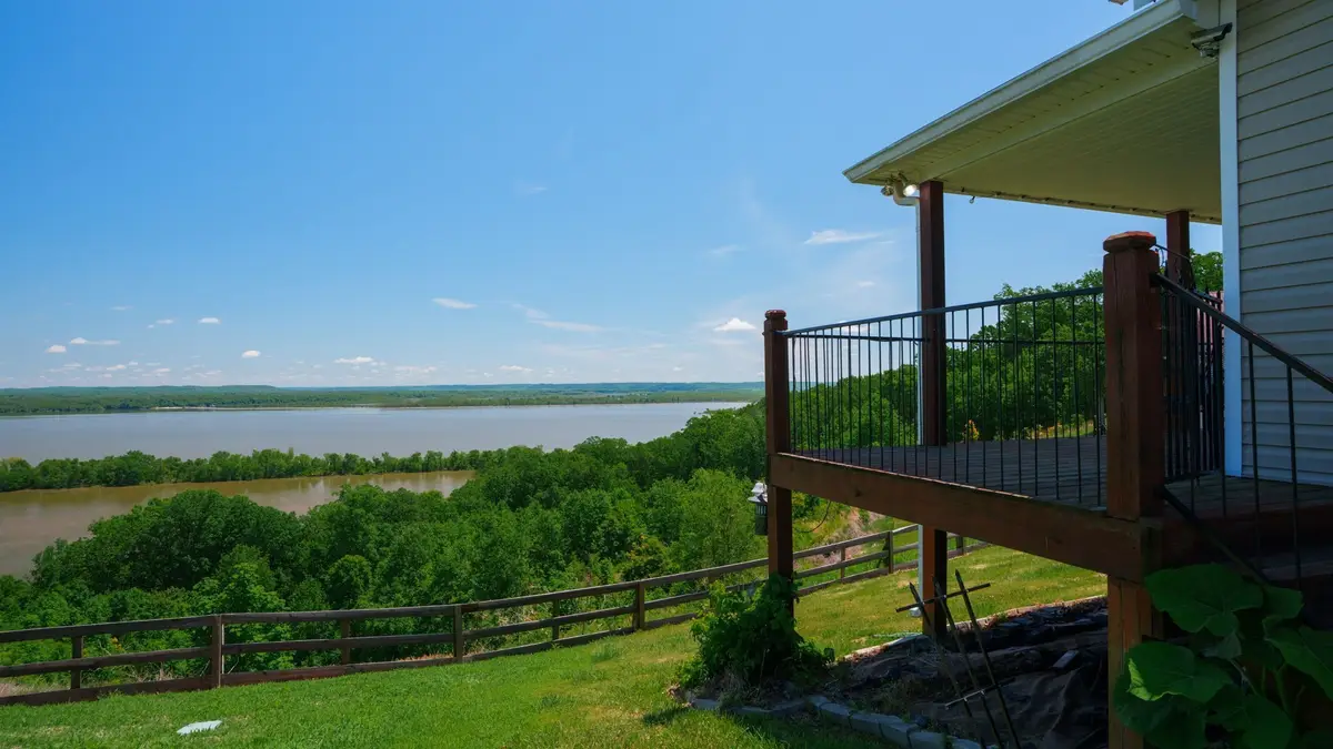 270 Rockport Lndg, Holladay, TN 38341 - #1