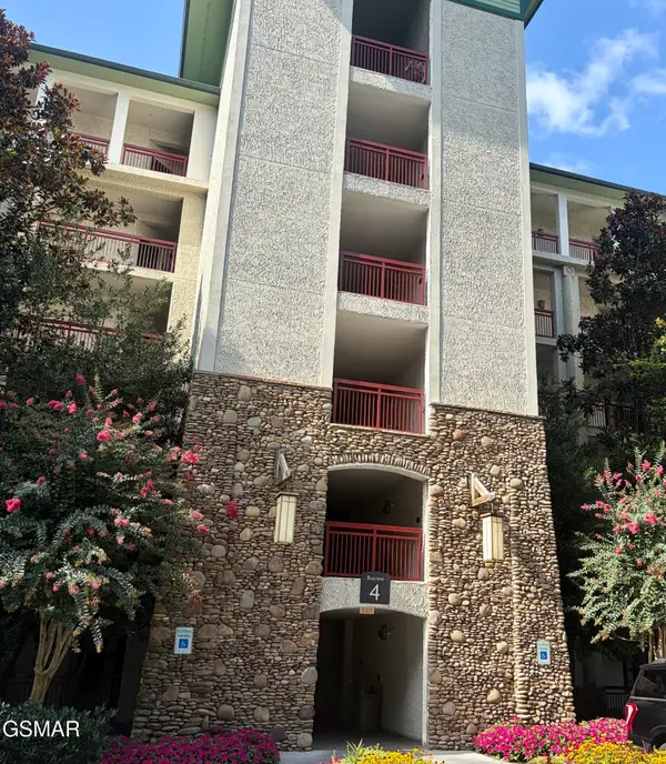 212 Dollywood #UNIT 444, Pigeon Forge, TN 37863