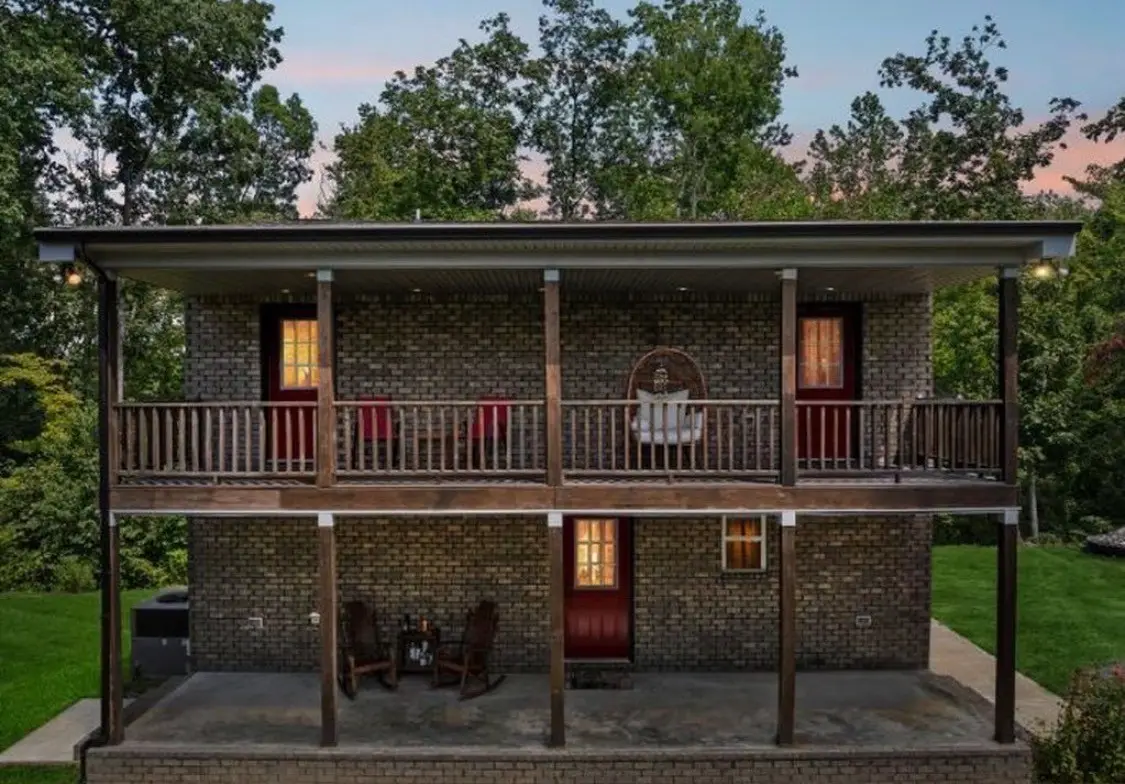 221 Foggy Mountain Ln, Bradyville, TN 37026 - #1