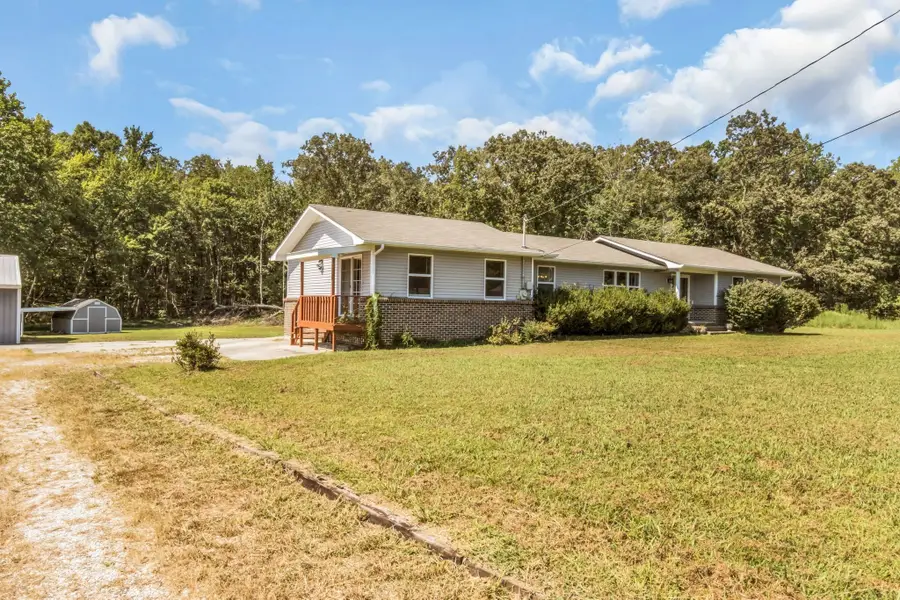 320 Ridgewood Dr, Manchester, TN 37355 - #2