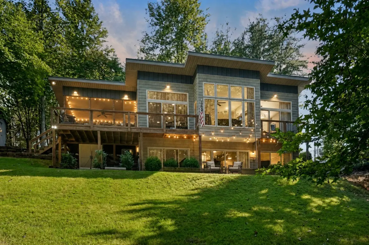 1149 Fairways Dr, Smithville, TN 37166 - #1