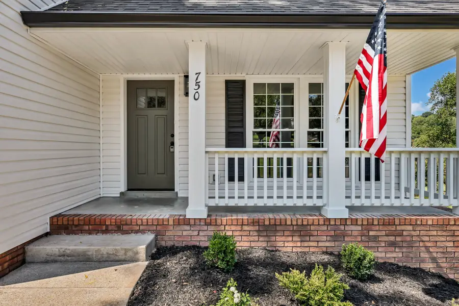 750 W Creek Dr, Clarksville, TN 37040 - #3