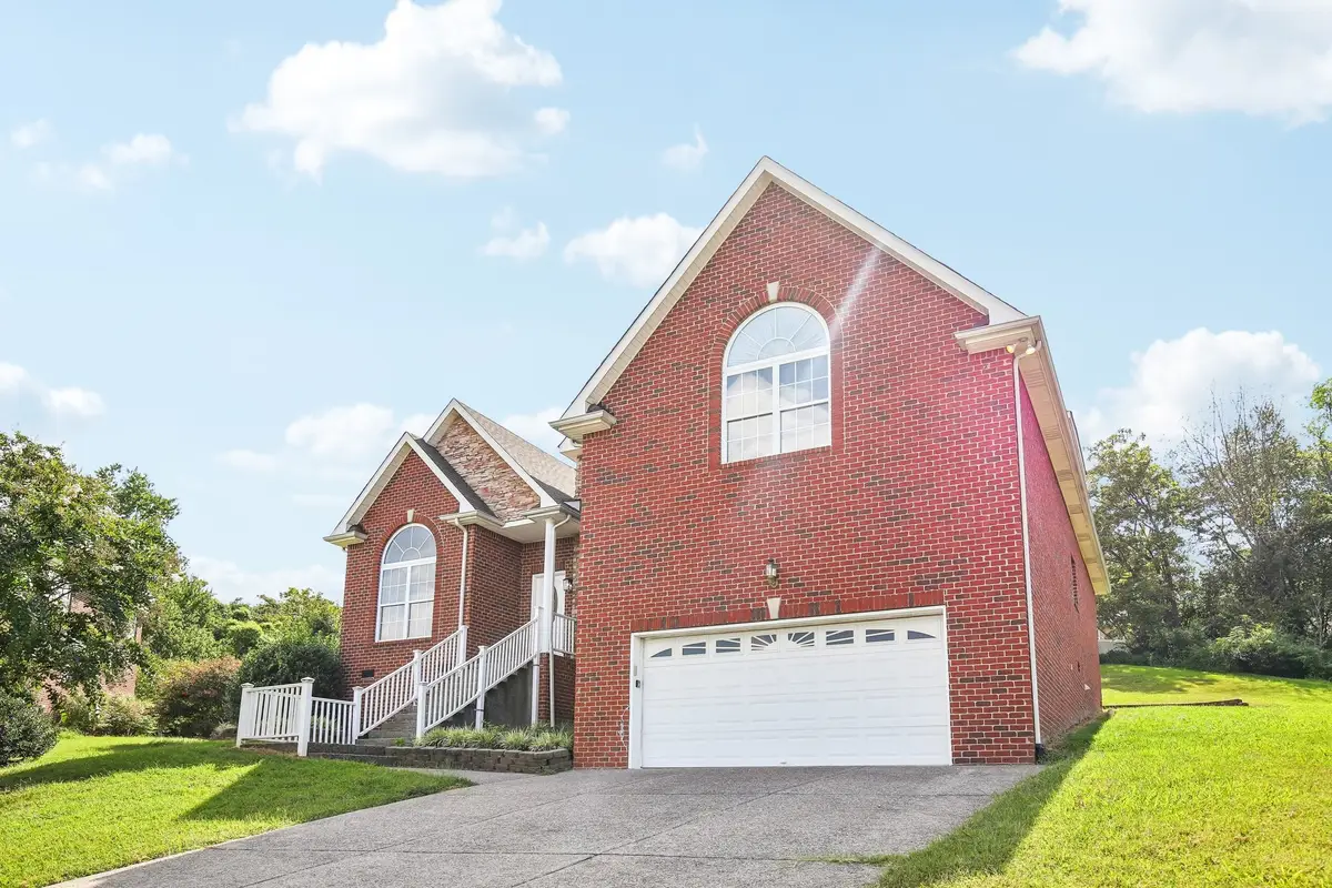 502 Largo Vista Dr, Lebanon, TN 37087 - #1