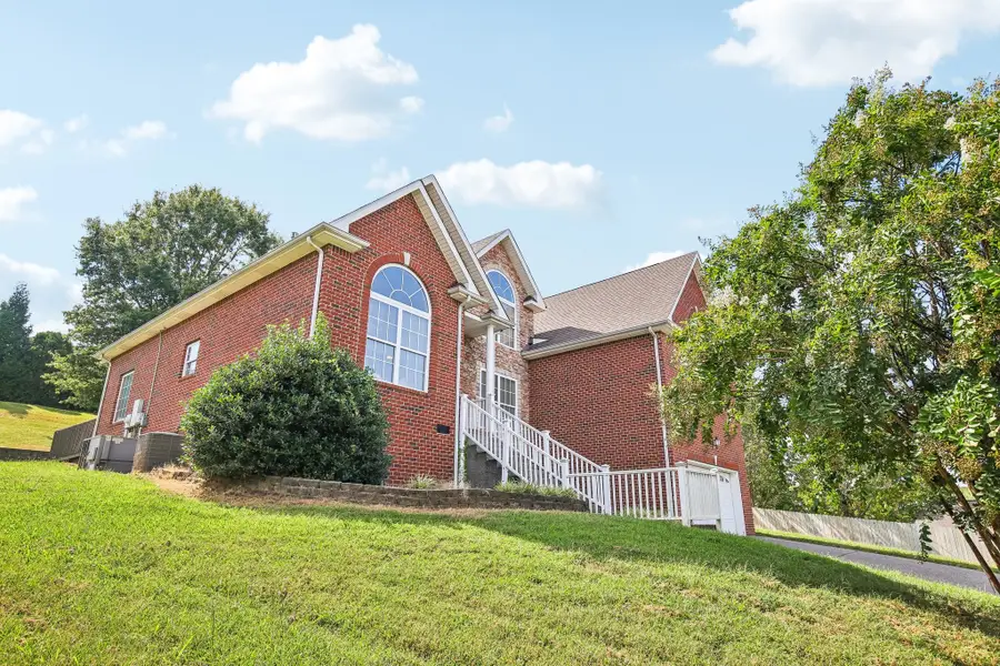 502 Largo Vista Dr, Lebanon, TN 37087 - #3