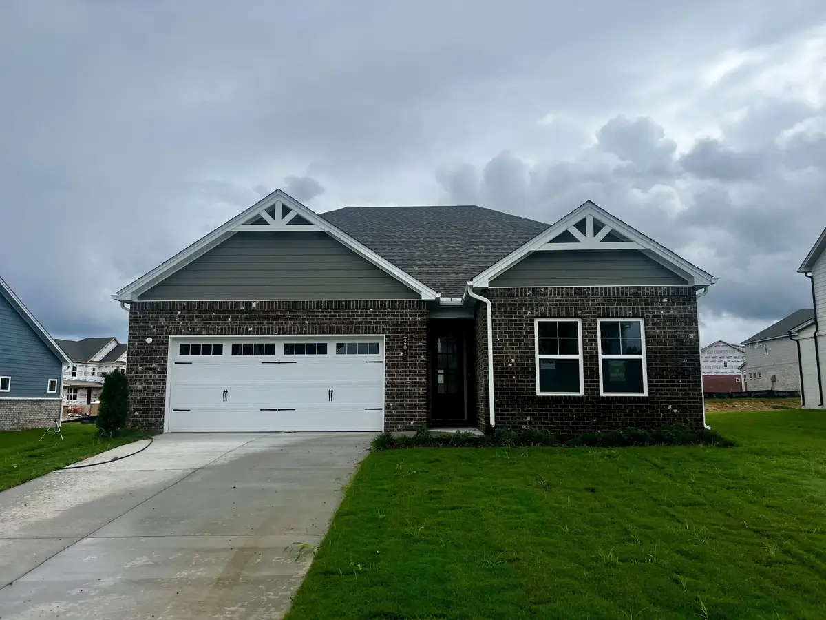 2011 Bennett Creek Dr, Columbia, TN 38401 - #1