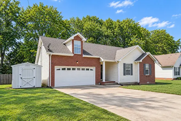 3553 Sandpiper Dr, Clarksville, TN 37042