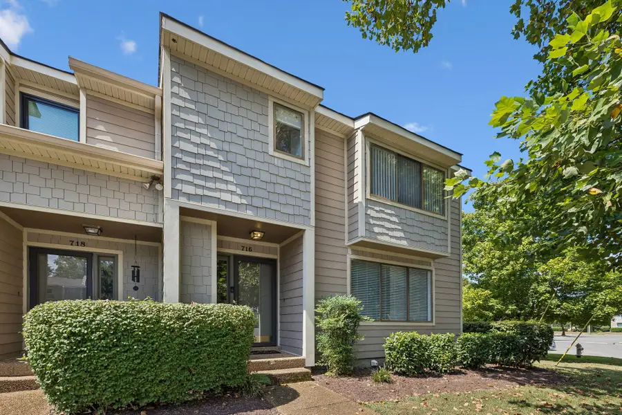 716 Barlin Ct, Nashville, TN 37221 - #2
