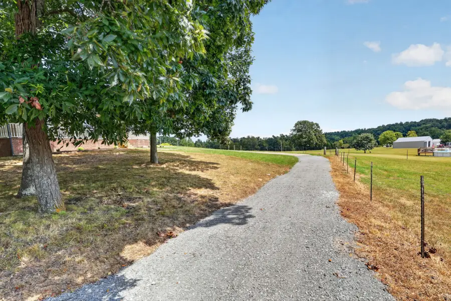 114 Tom Beasley Rd, Westmoreland, TN 37186 - #3