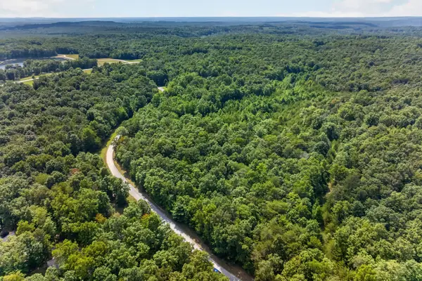 33 Hemlock Ln, Spencer, TN 38585