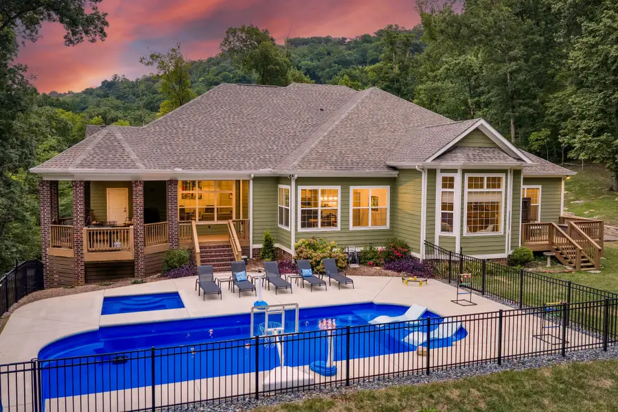 7035 Forest Spring Ln, Ooltewah, TN 37363 - #3