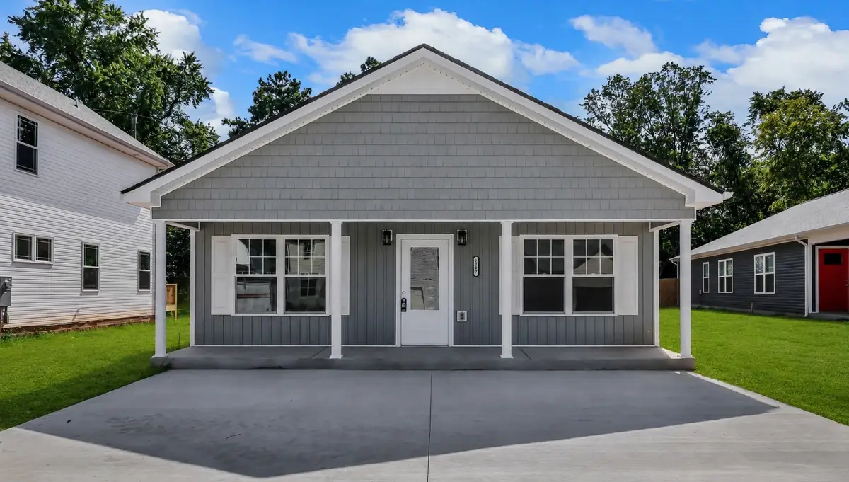 2627 Scott Dr, Clarksville, TN 37042 - #1