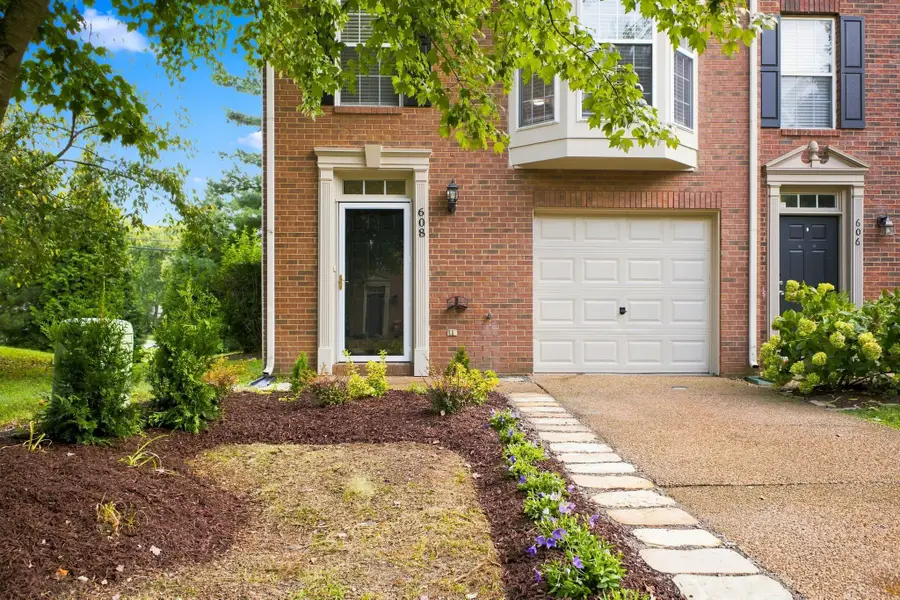 608 Huffine Manor Cir, Franklin, TN 37067 - #3