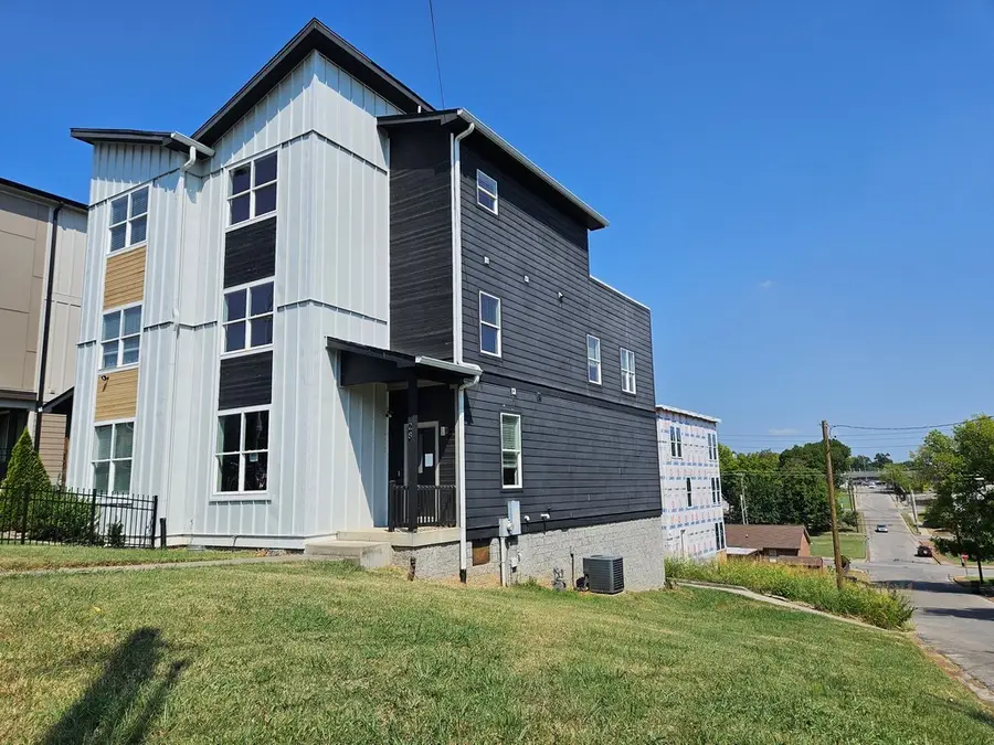 28 N Hill St, Nashville, TN 37210 - #2