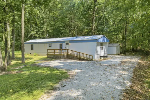 112 White Cemetery Rd, Wildersville, TN 38388