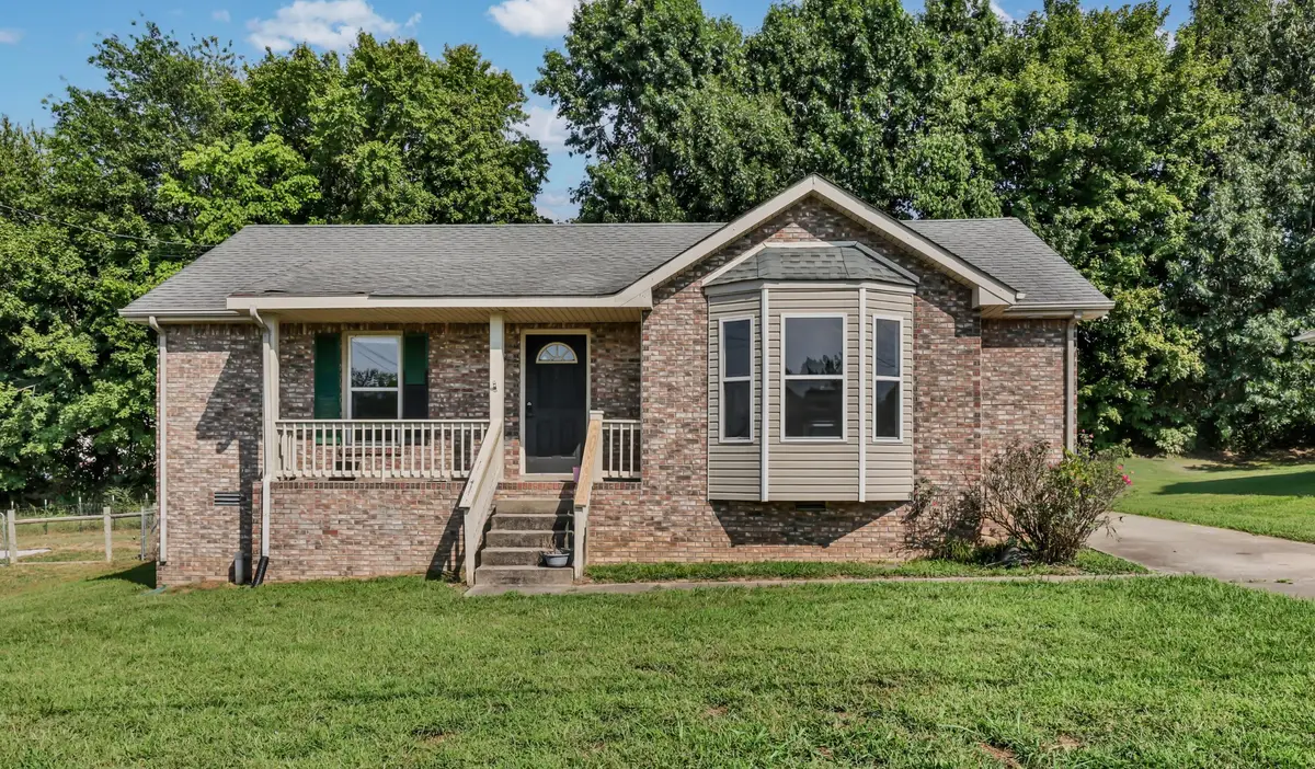 274 Moncrest Dr, Clarksville, TN 37042 - #1