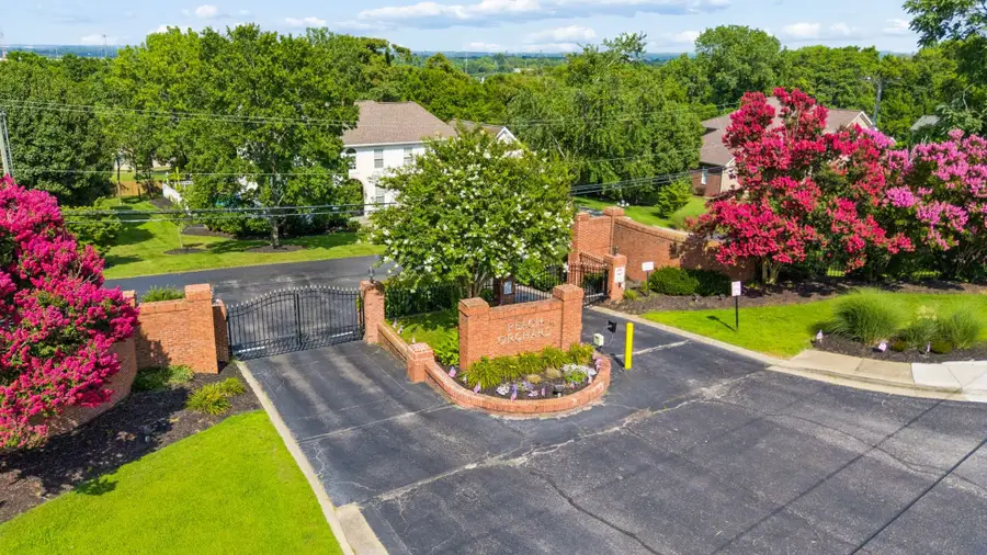 770 Peach Orchard Dr, Nashville, TN 37204 - #2