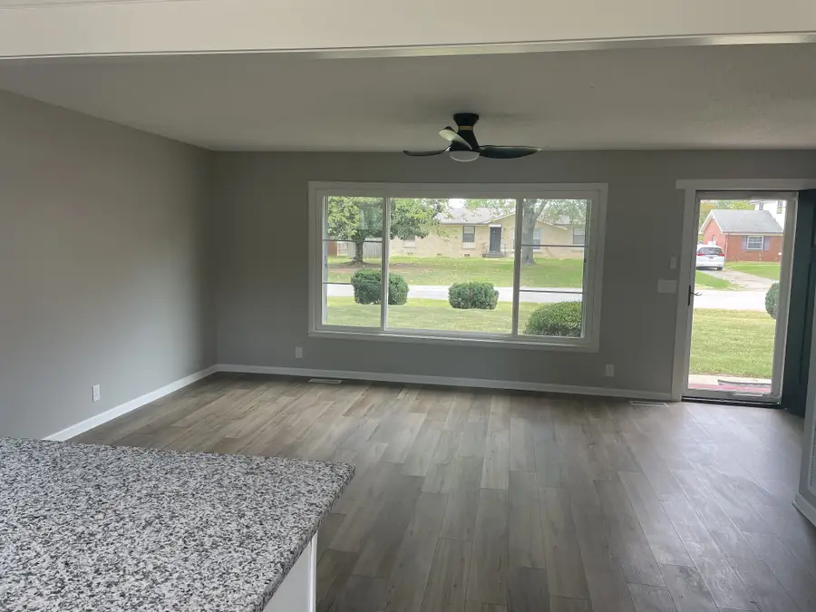 302 Copeland Rd, Clarksville, TN 37042 - #3