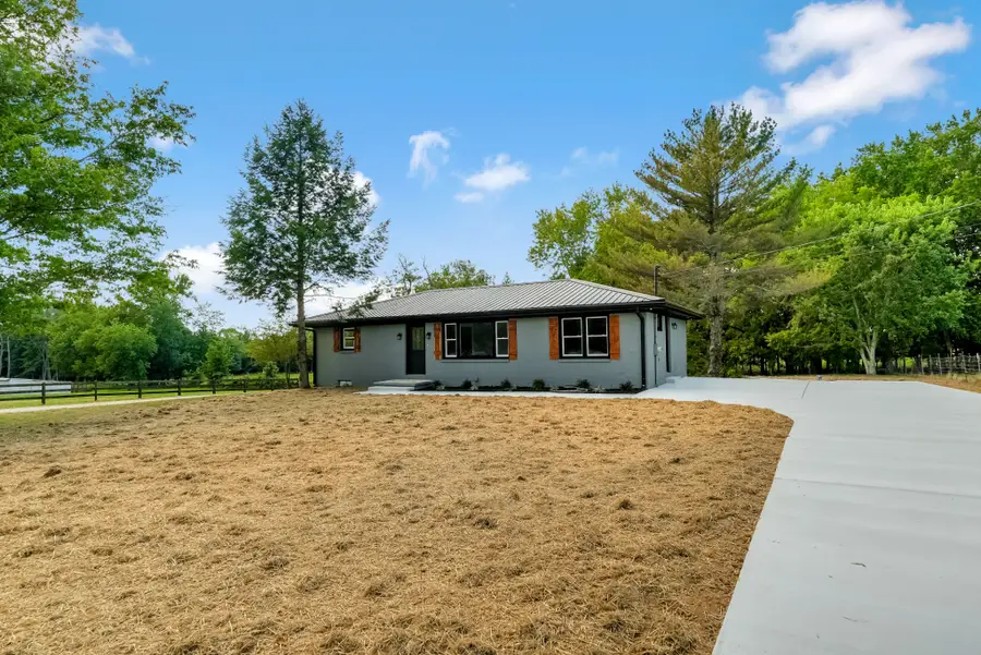 2039 Short Mountain Rd, Woodbury, TN 37190 - #2