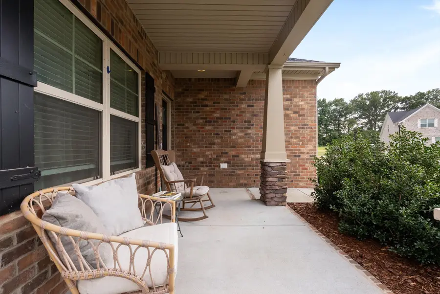 611 Hawkeye Ct, Eagleville, TN 37060 - #2