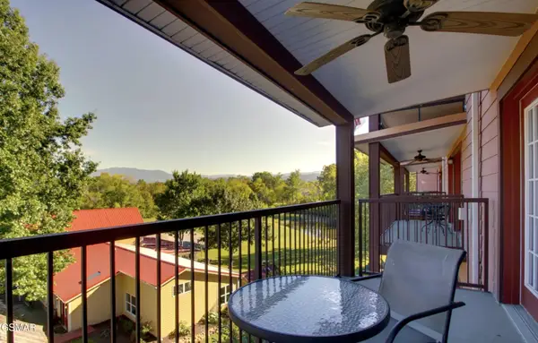 527 River Place Way #524, Sevierville, TN 37862