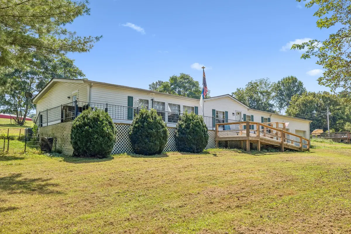 2684 Blue Springs Rd, Sparta, TN 38583 - #1