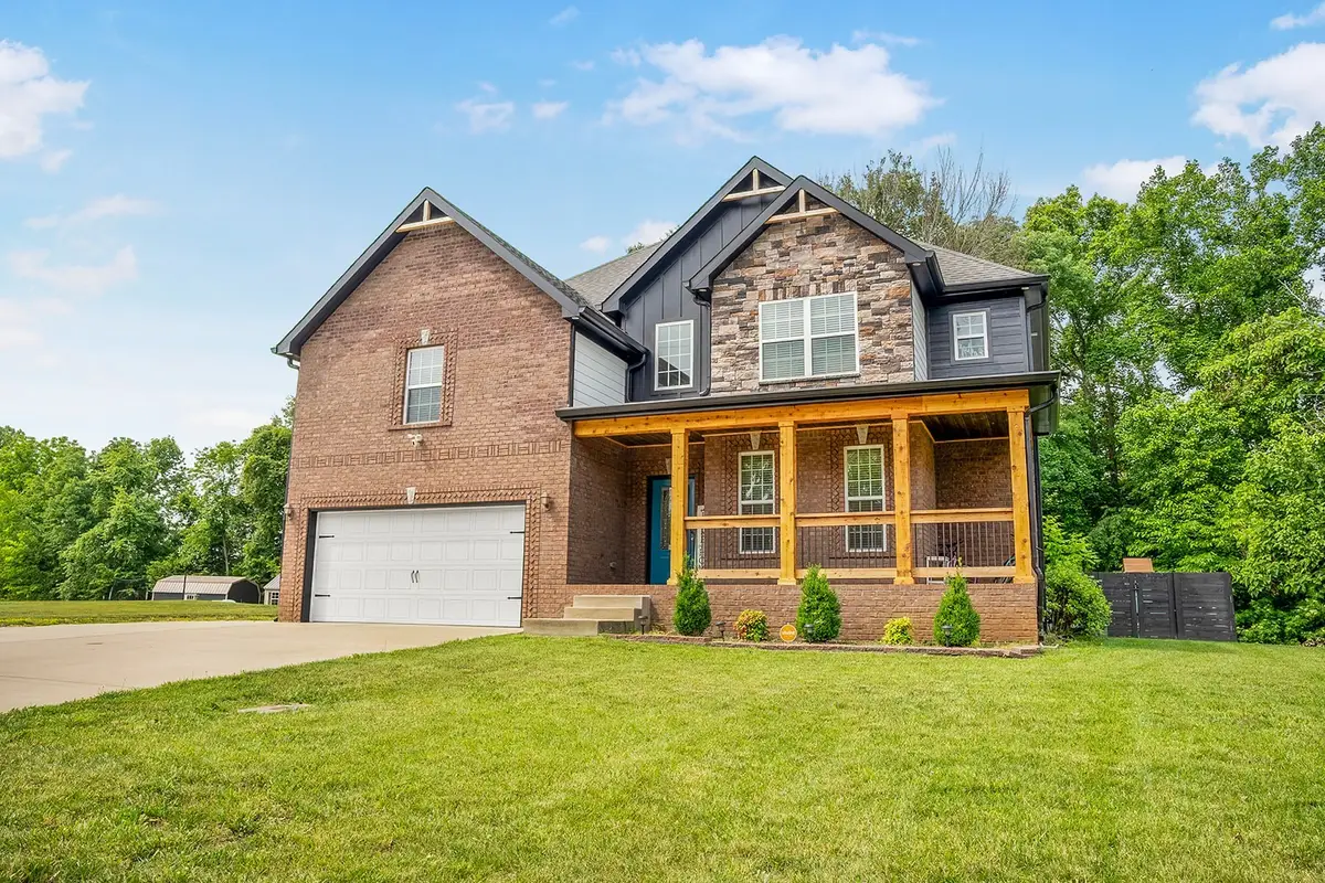3552 Aurora Dr, Clarksville, TN 37040 - #1