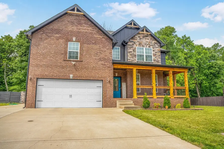3552 Aurora Dr, Clarksville, TN 37040 - #2