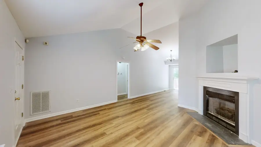 924 Pebble Beach Cir, Mount Juliet, TN 37122 - #3