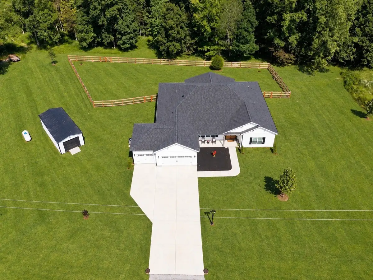 34516 Buckner Hills Rd, Bon Aqua, TN 37025 - #1