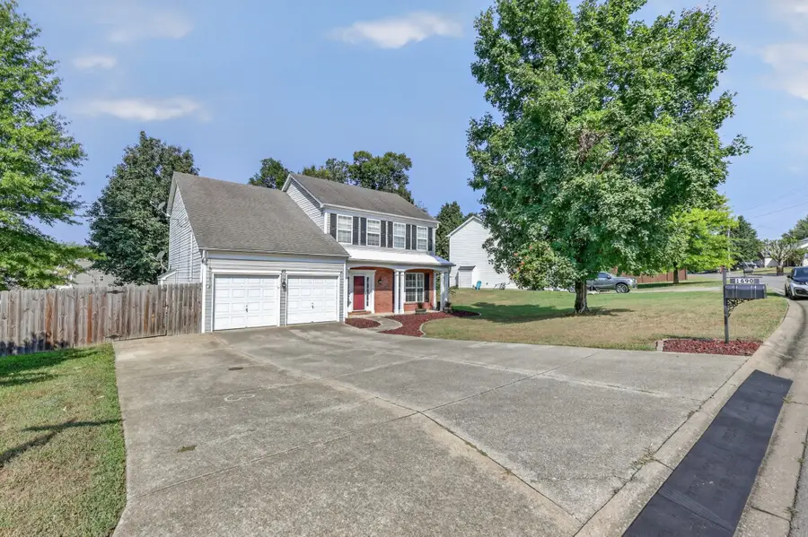 1690 Eagle Trace Dr, Mount Juliet, TN 37122 - #3