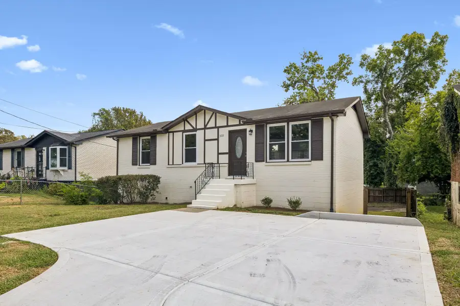 3133 Greggwood Dr, Nashville, TN 37207 - #2