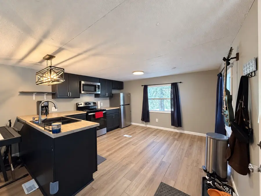 136 B Hall Rd, Cadiz, KY 42211 - #3