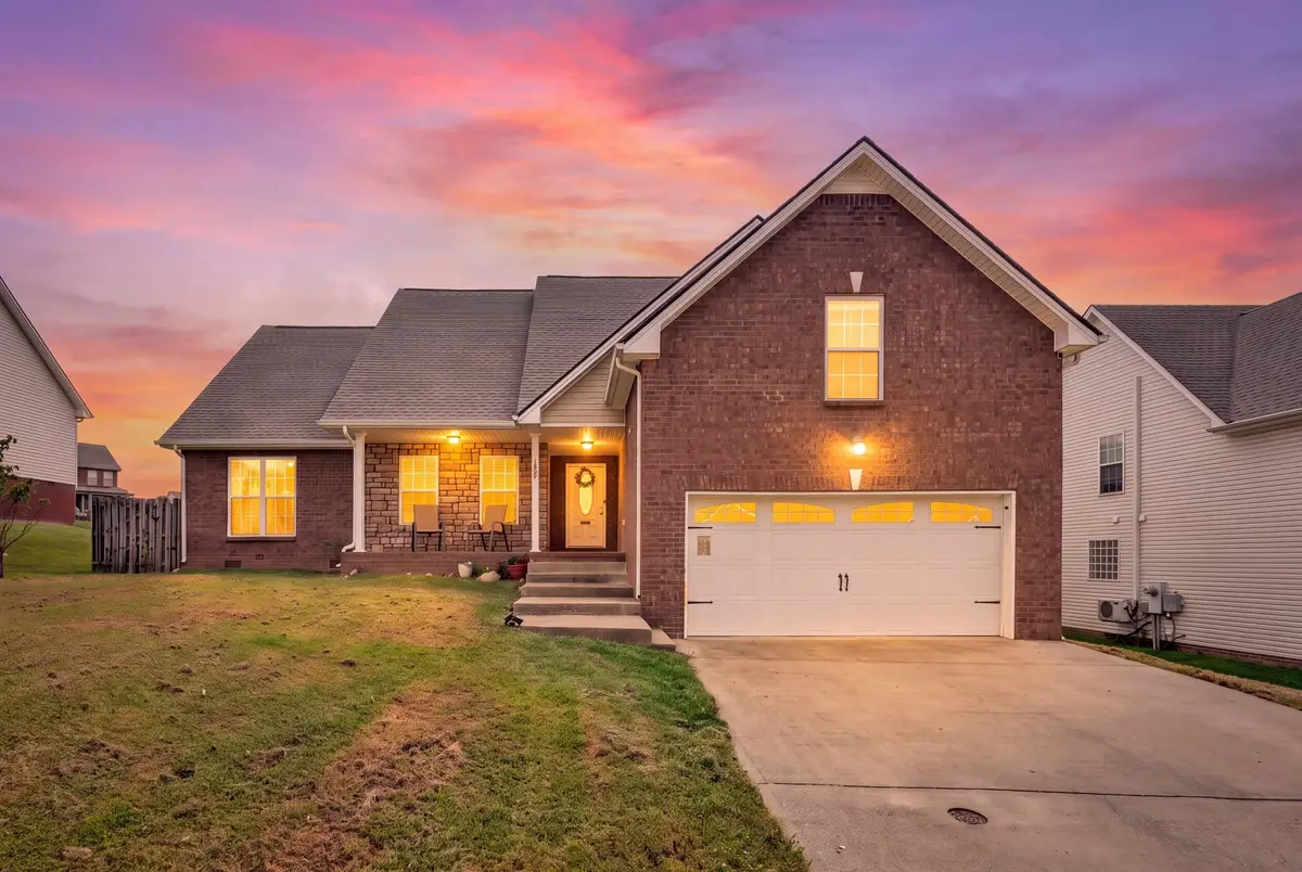 1809 Patricia Dr, Clarksville, TN 37040 - #1