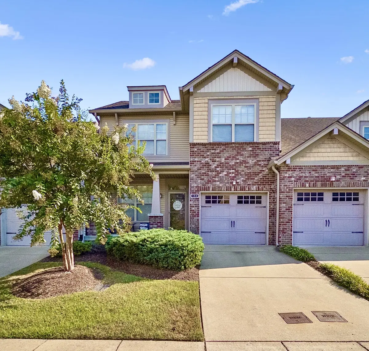 584 Griffin Cir, Hermitage, TN 37076 - #1