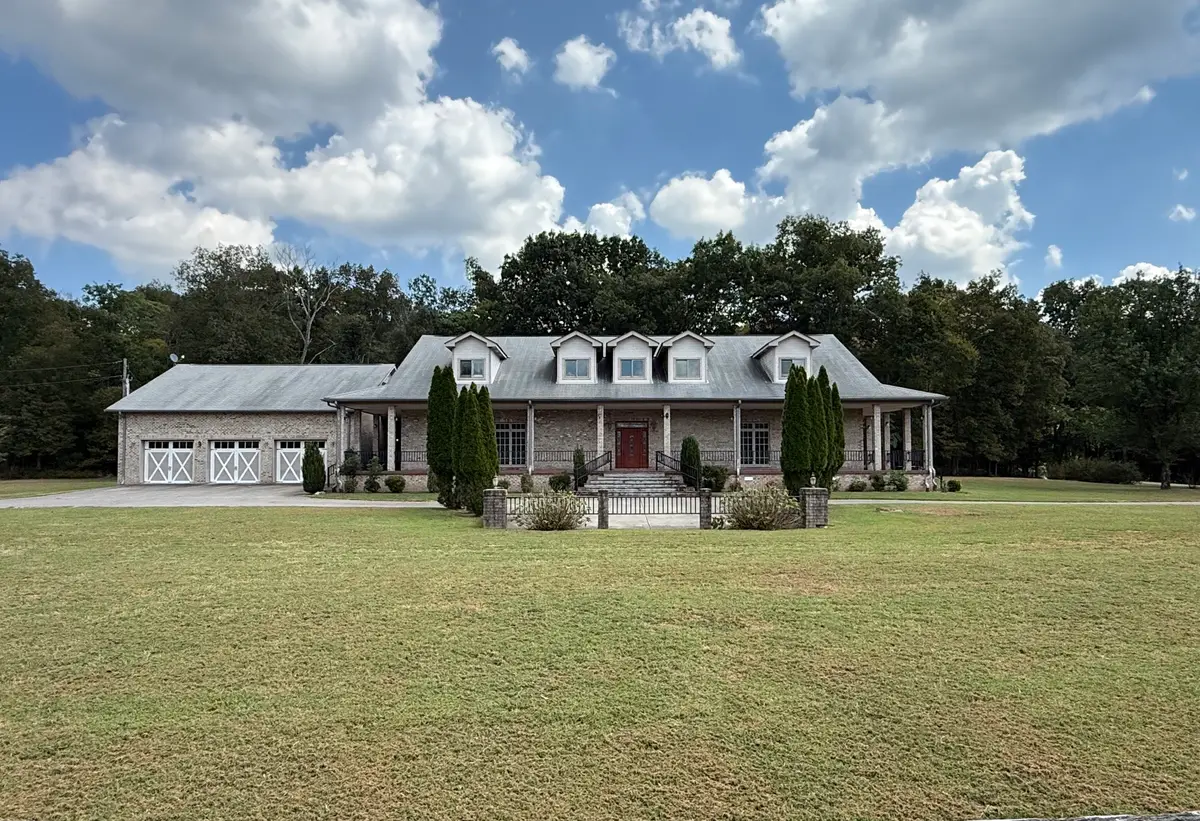 2100 Corinth Rd, Mount Juliet, TN 37122 - #1