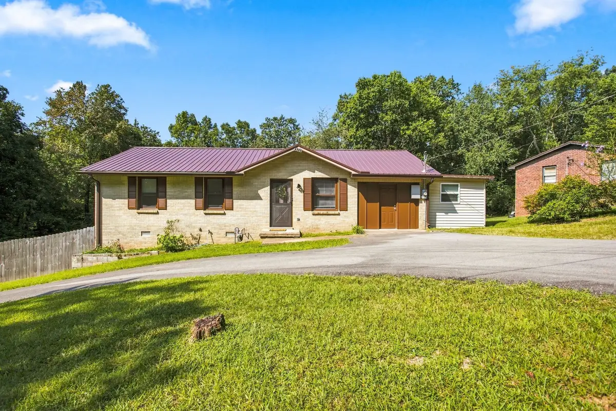 6661 Oak Hill Rd, Lyles, TN 37098 - #1