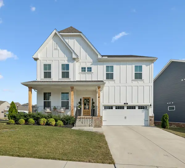 318 Rawling Ln, Gallatin, TN 37066