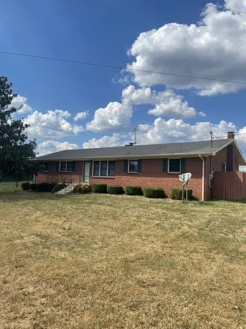 1494 Old Nashville Dirt Rd, Shelbyville, TN 37160
