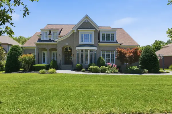 1728 Surrey Dr, Brentwood, TN 37027